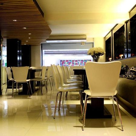 Hotel Vista Express Bangkok Exterior foto