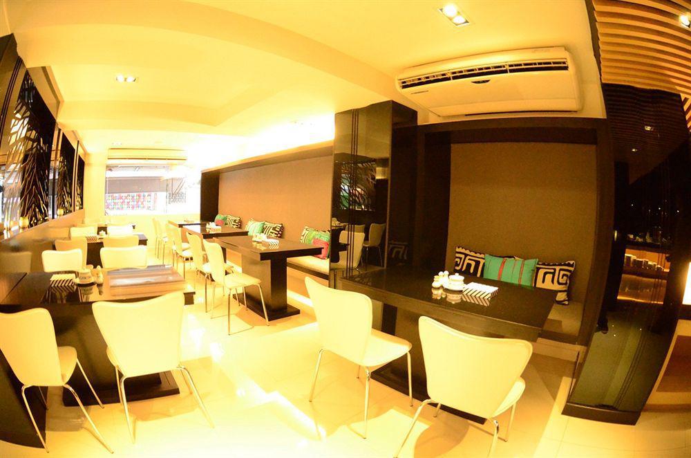 Hotel Vista Express Bangkok Exterior foto